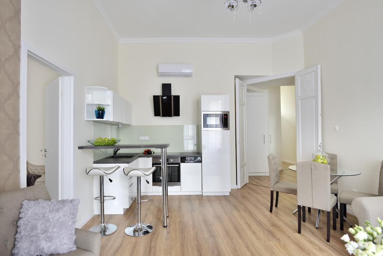 Julia Superior Apartment In The City Center. Budapeşte Dış mekan fotoğraf