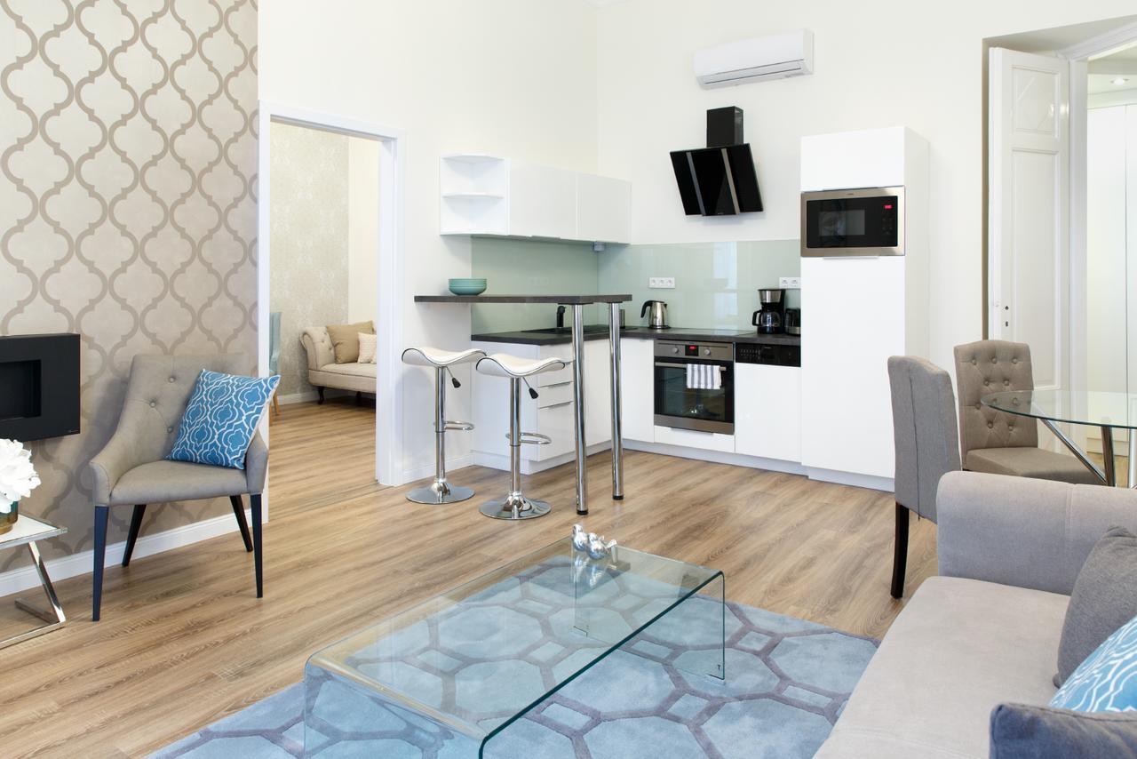 Julia Superior Apartment In The City Center. Budapeşte Dış mekan fotoğraf